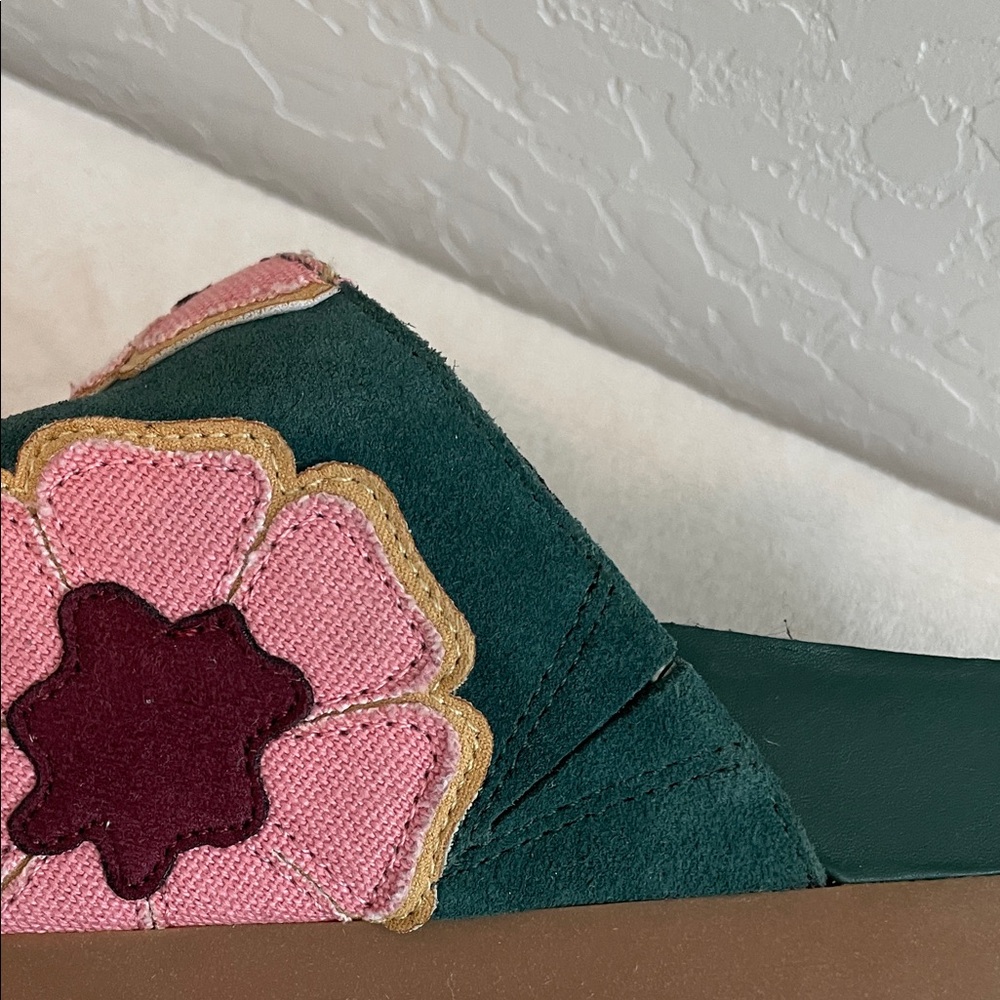 Chelsea& Violet Green Floral Embroidered clogs - Picture 6 of 11